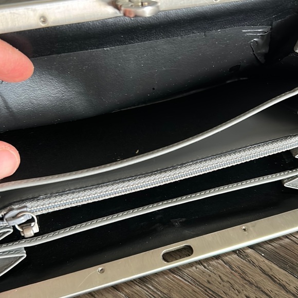 Salvatore Ferragamo Felt Long Wallet - Picture 7 of 16